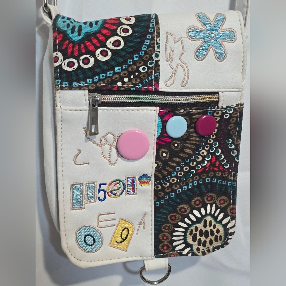 Vintage Avant Garde x Streetwear Y2K Corss Body Purse